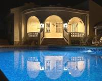 Reventa - Chalé Independiente (Villa) - Ciudad Quesada - Pueblo Bravo