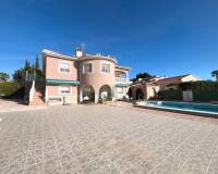 Reventa - Chalé Independiente (Villa) - Ciudad Quesada - Quesada Centro 